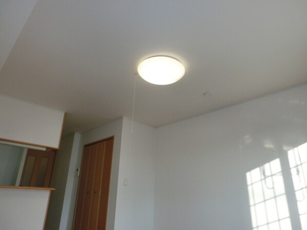 ウエスト ウッド アベニューの物件内観写真